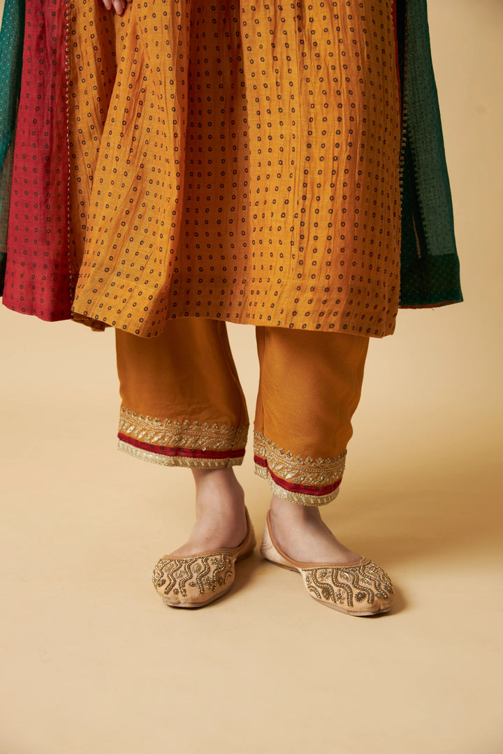 Rang Rasiya Embroidered Kurta Set - Set of 3