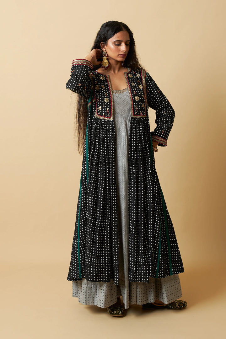 Chaand Raat Embroidered Kurta Set - Set of 3