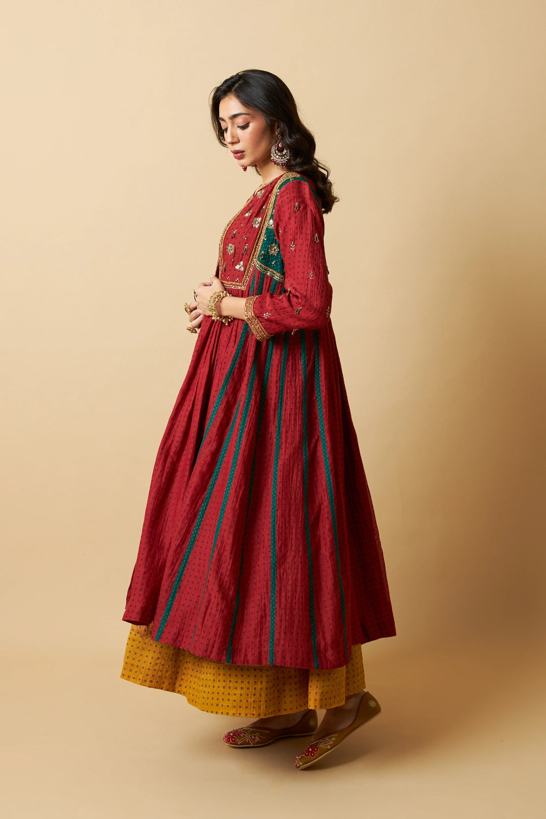 Rangrez Embroidered Kurta Set - Set of 3