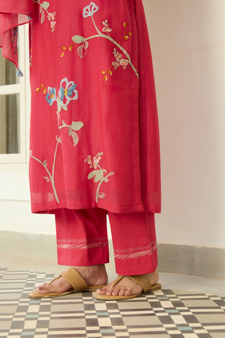 Scarlet Applique Kurta Set