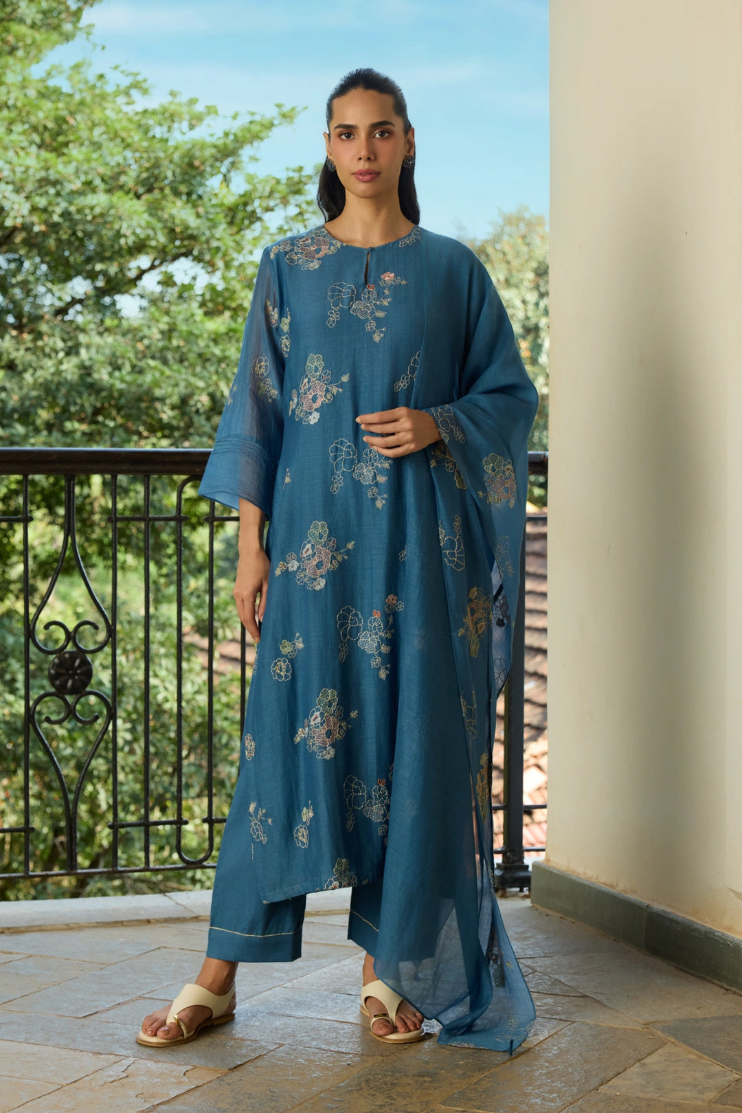Indigo Thread Embroidered Kurta Set
