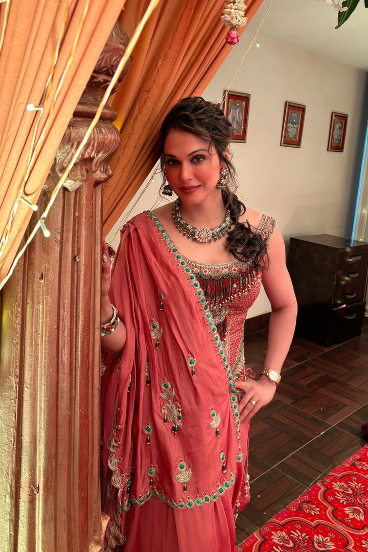 Isha Koppikar in Red Bajuband Set