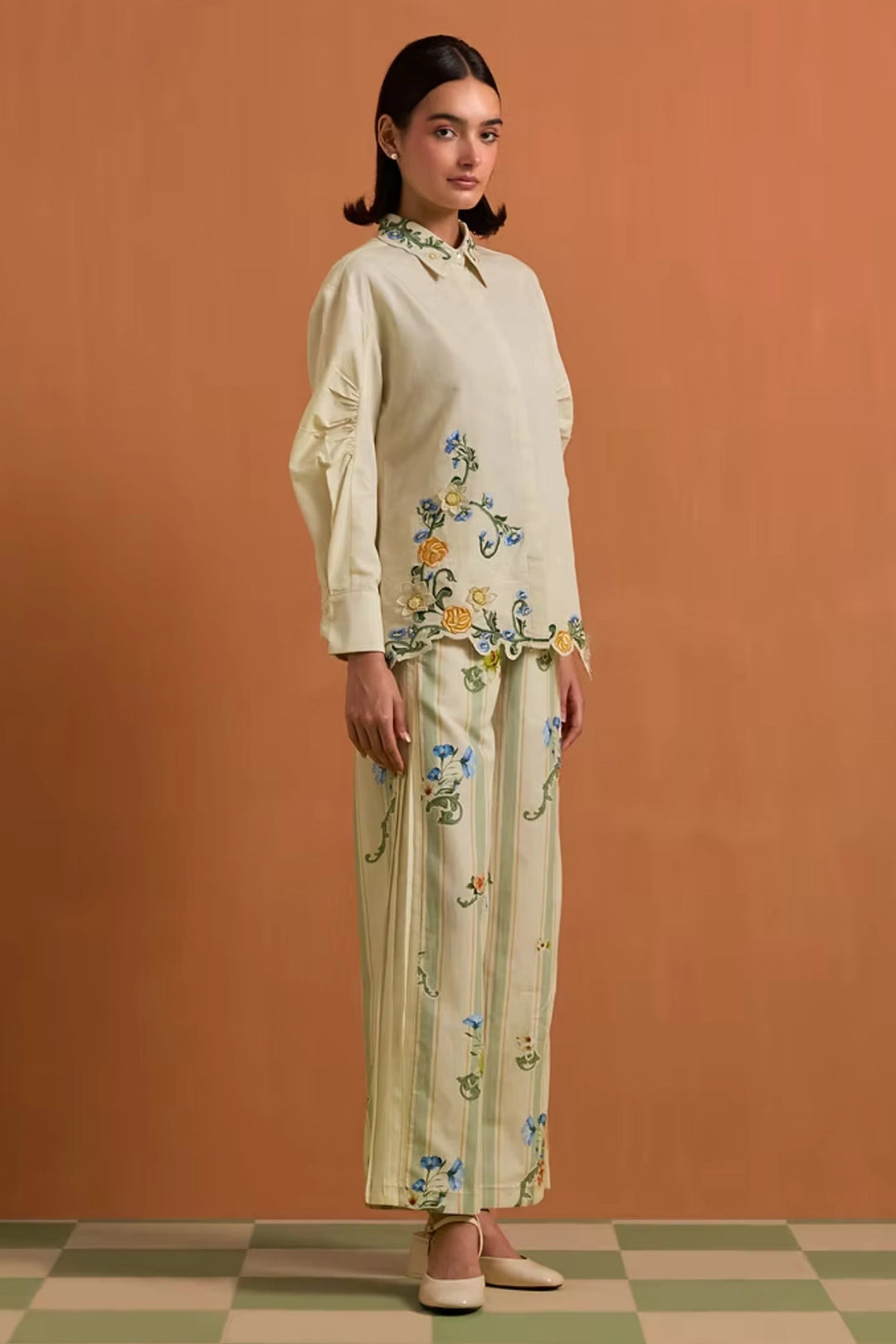 Aurelia Floral shirt and trouser set- Ivory