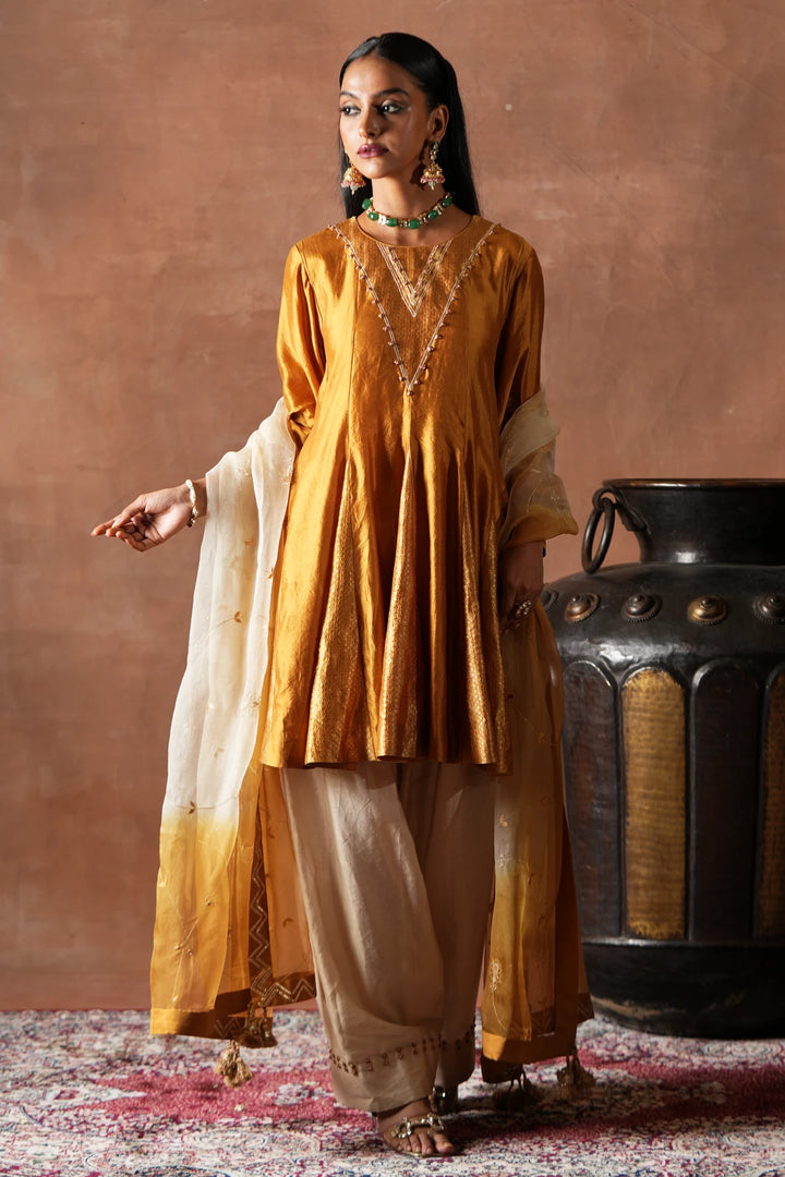 The Panelled Kurta Set