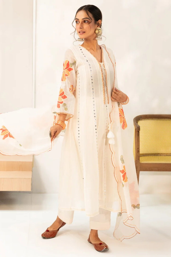 Zoya Mul Chanderi Anarkali Set in Off-White