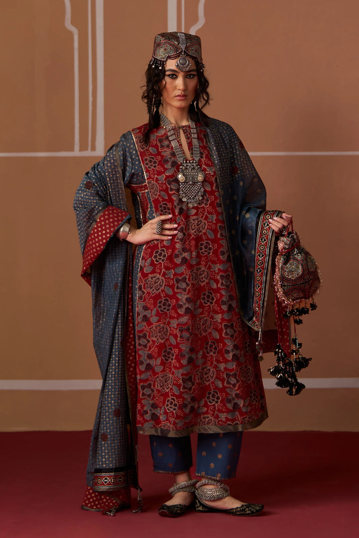 Tejas Dupatta