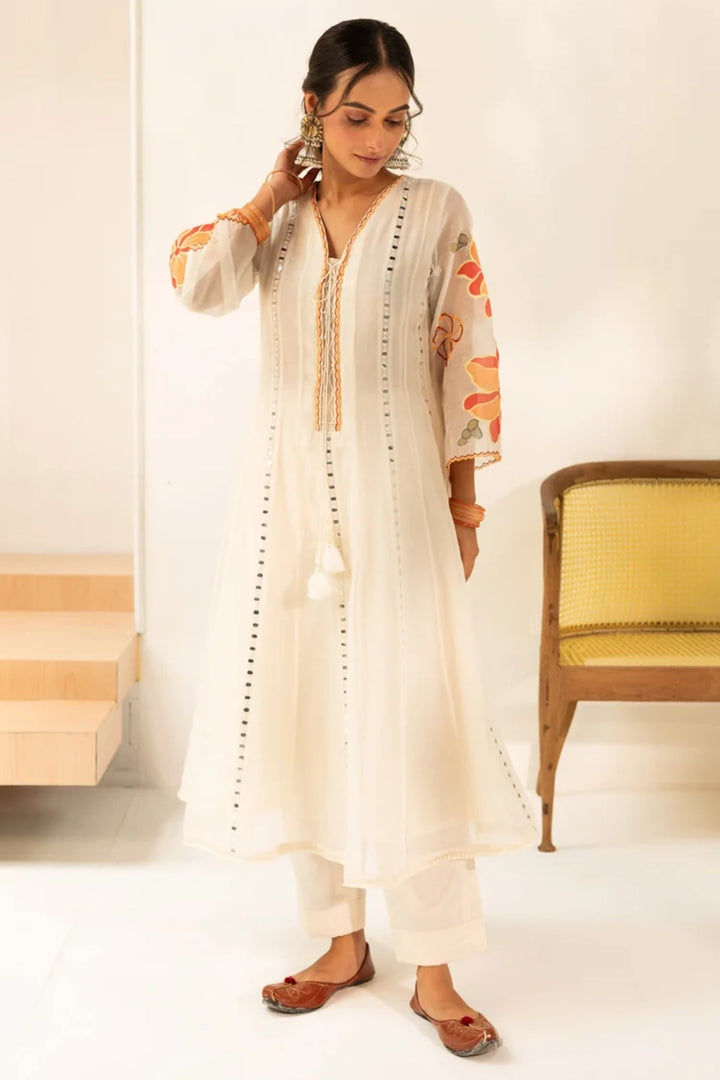Zoya Mul Chanderi Anarkali Set in Off-White