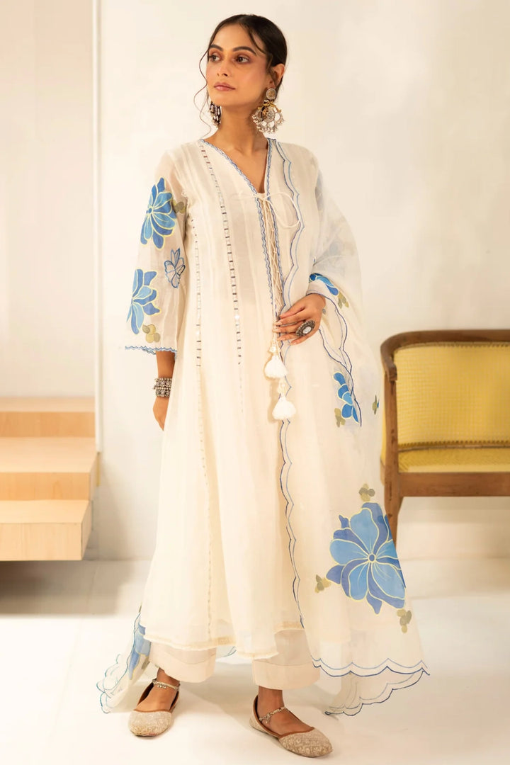 Zoya Mul Chanderi Anarkali Set in Off-White