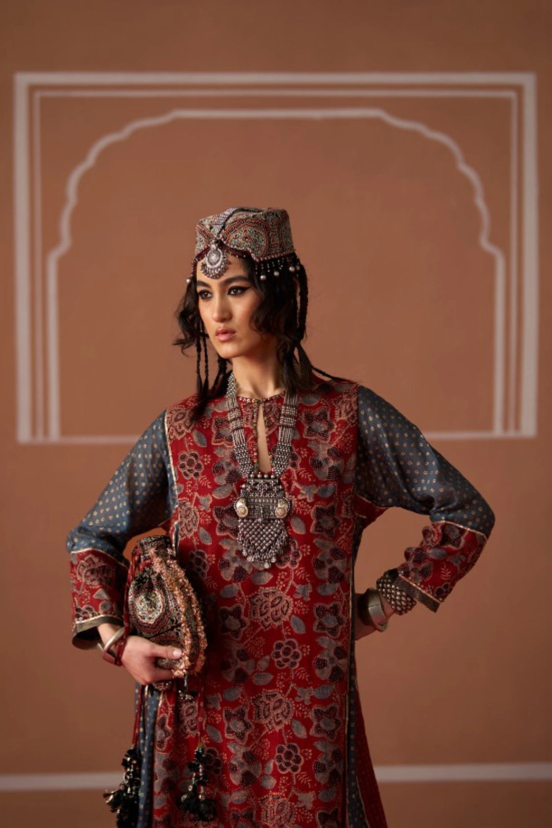 Arohi Kurti