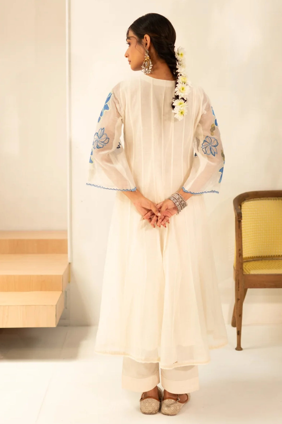 Zoya Mul Chanderi Anarkali Set in Off-White