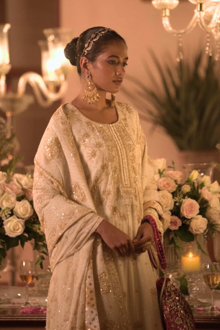 Ivory Pure And Premium Georgette Chikankari Kurta and Dupatta