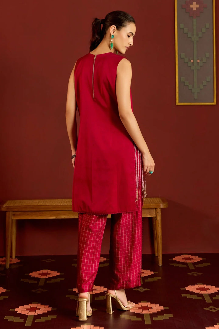 Maroon Long Box Cord