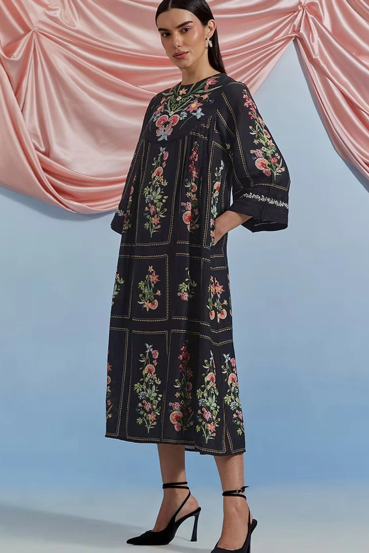 Bouquet Pleated Kurta - Black