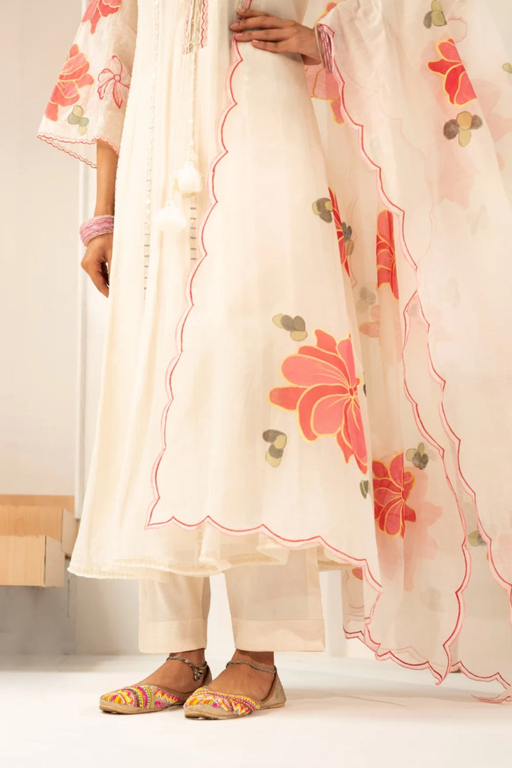 Zoya Mul Chanderi Anarkali Set in Off-White
