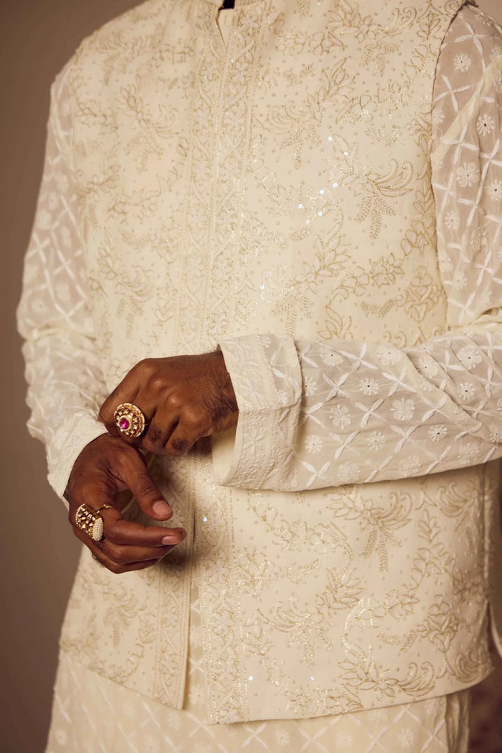 Ivory Pure & Premium Chikankari Sadari, Kurta Set