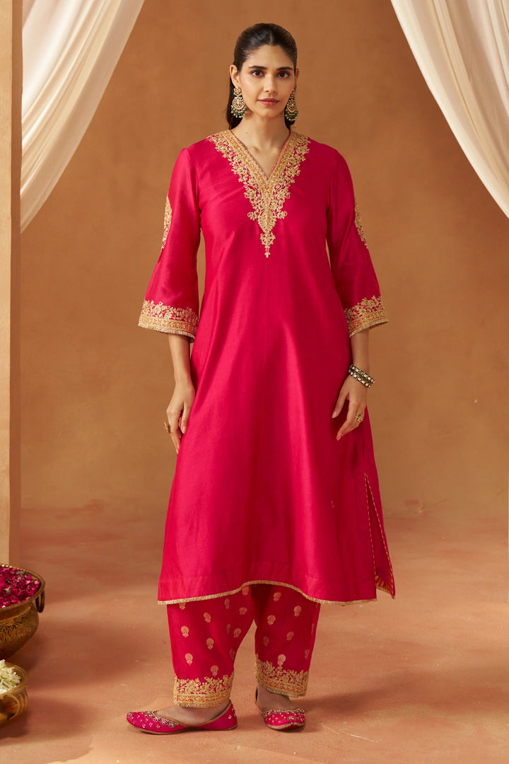 Liana Hotpink with Dupatta Chauga and Dupatta
