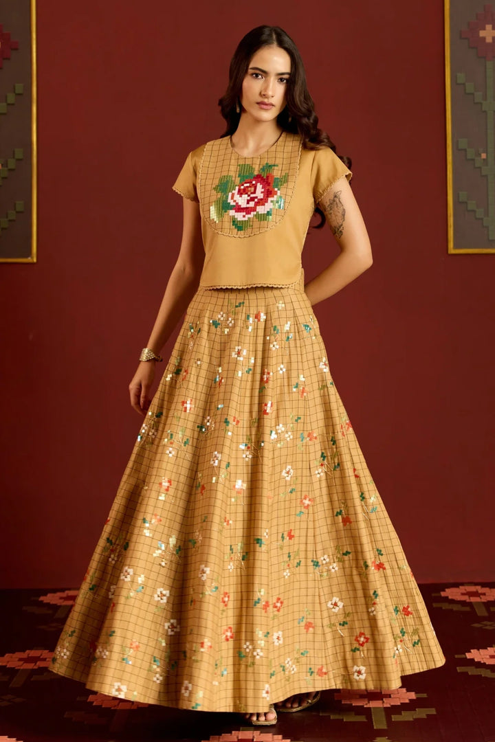 Gold Jal Skirt + U-shape Blouse