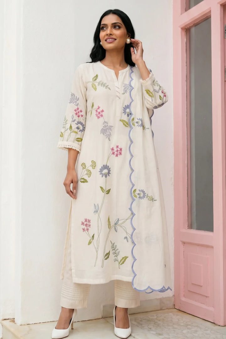 Falak Tissue Applique Kurta Set in Ivory
