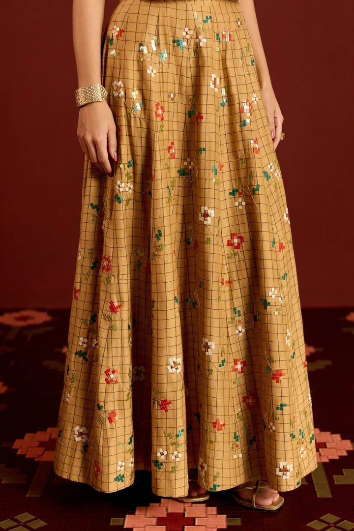 Gold Jal Skirt + U-shape Blouse
