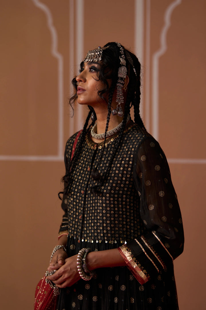 Meenal Kurta