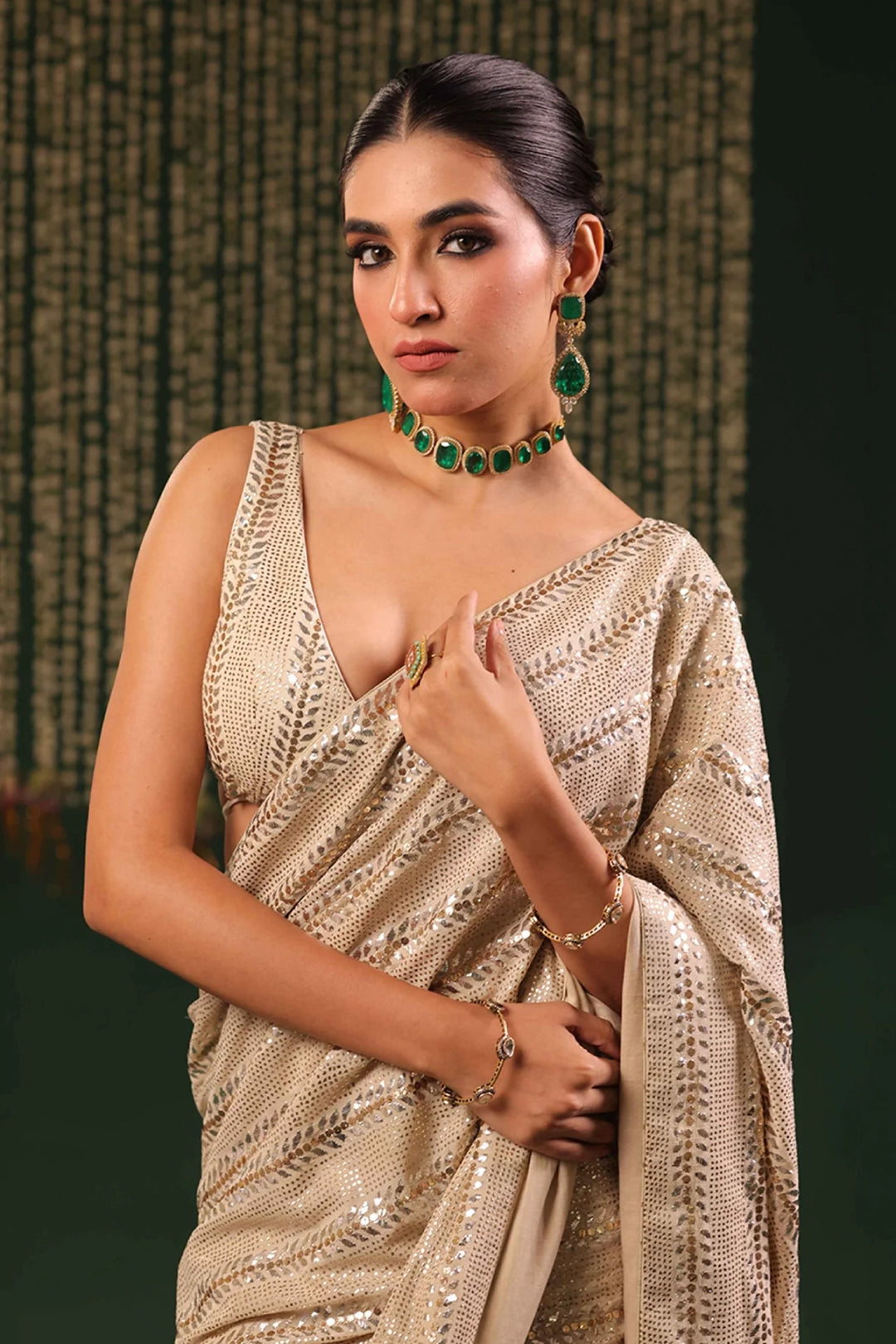 Celestial Shimmer: Pure & Premium Georgette Mukaish Saree