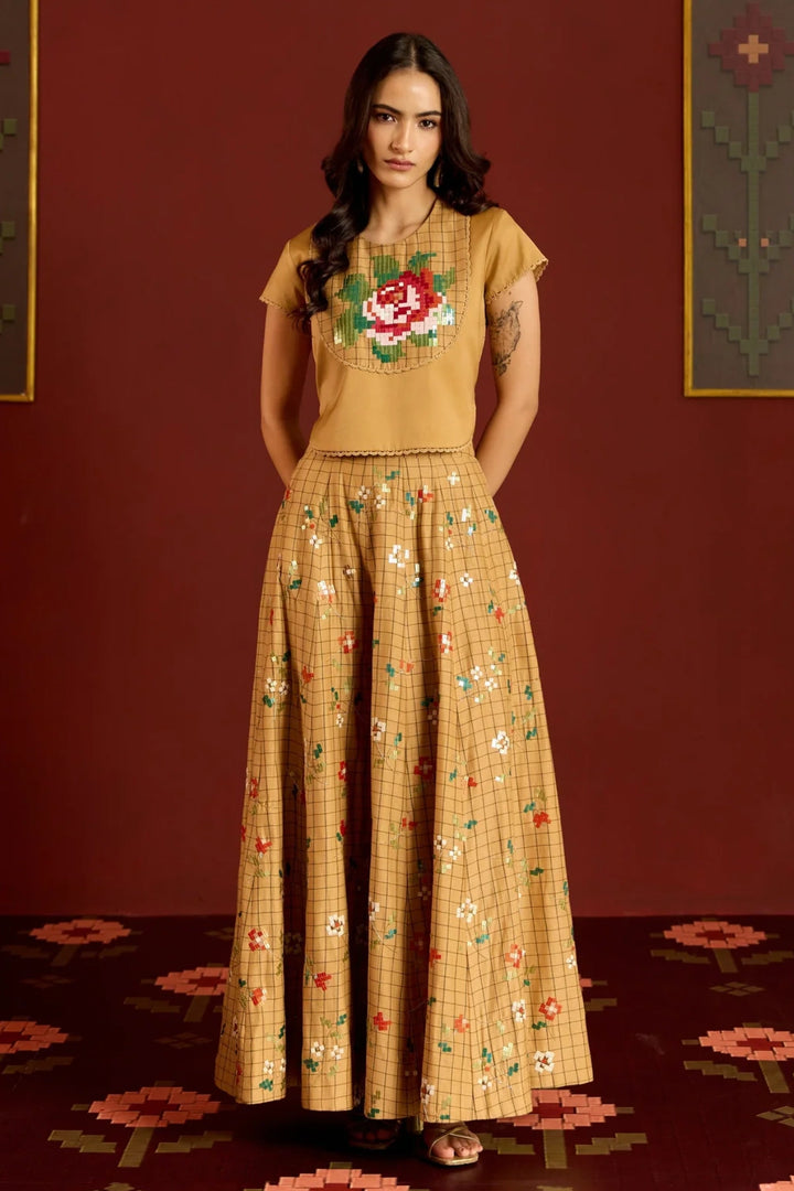 Gold Jal Skirt + U-shape Blouse