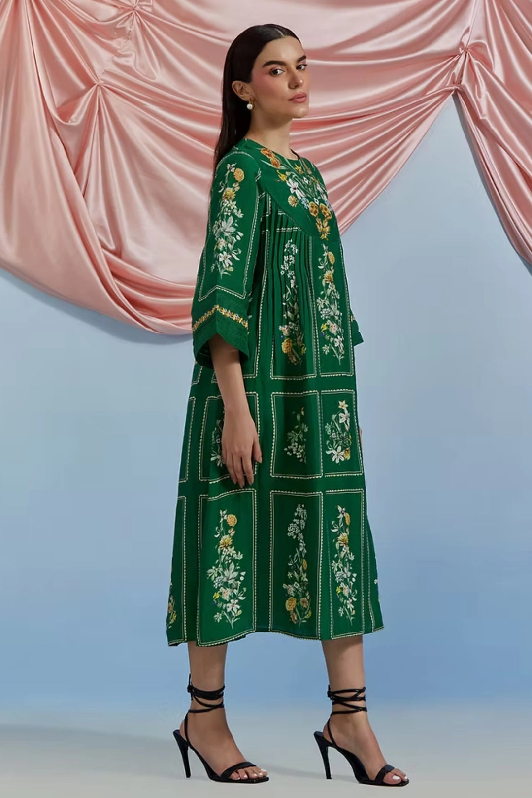 Bouquet Pleated Kurta - Forest Green
