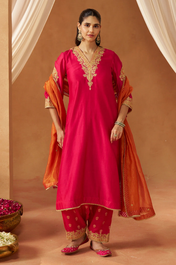 Liana Hotpink with Dupatta Chauga and Dupatta