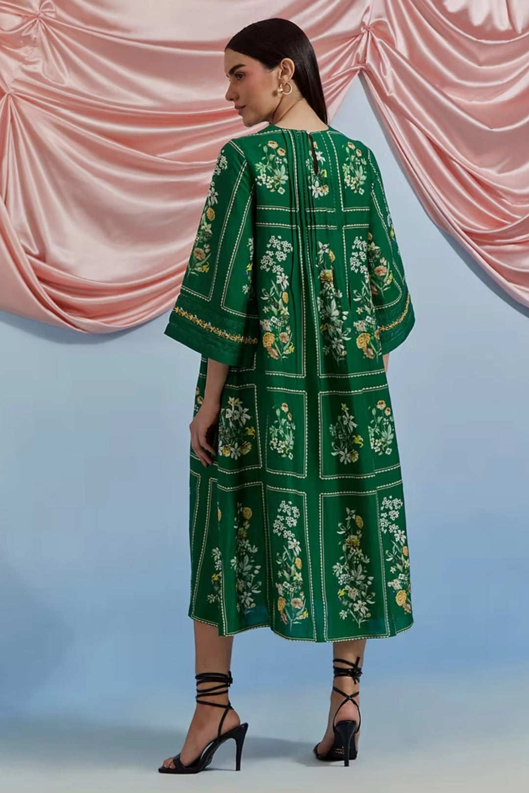 Bouquet Pleated Kurta - Forest Green