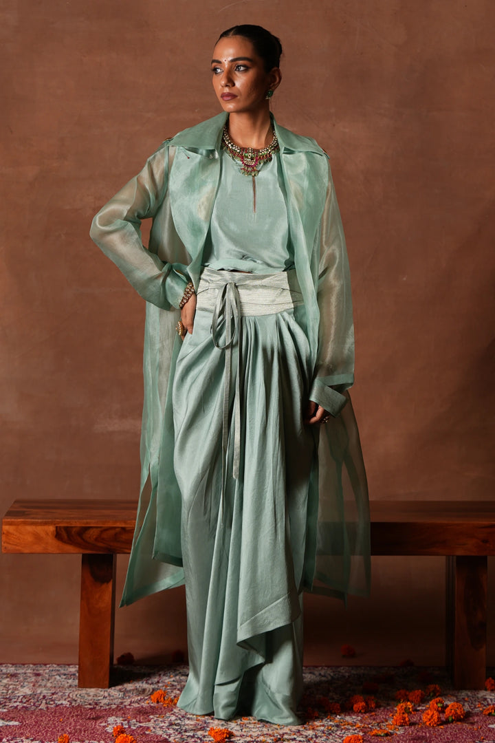 The Classic Trench Set