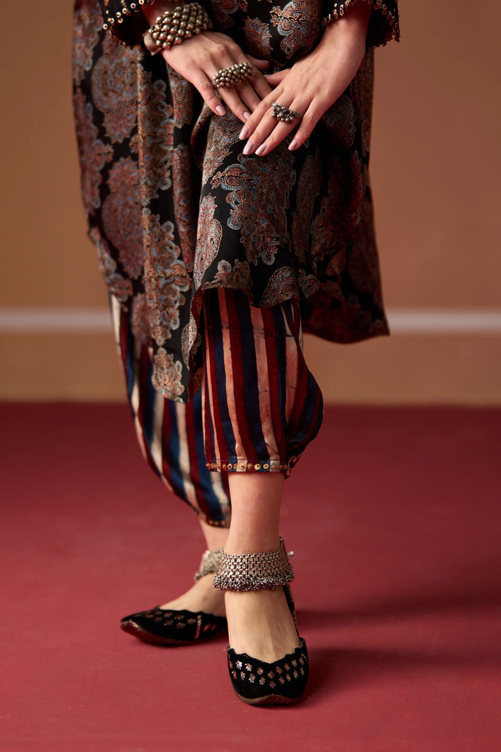 Sitara Kurta