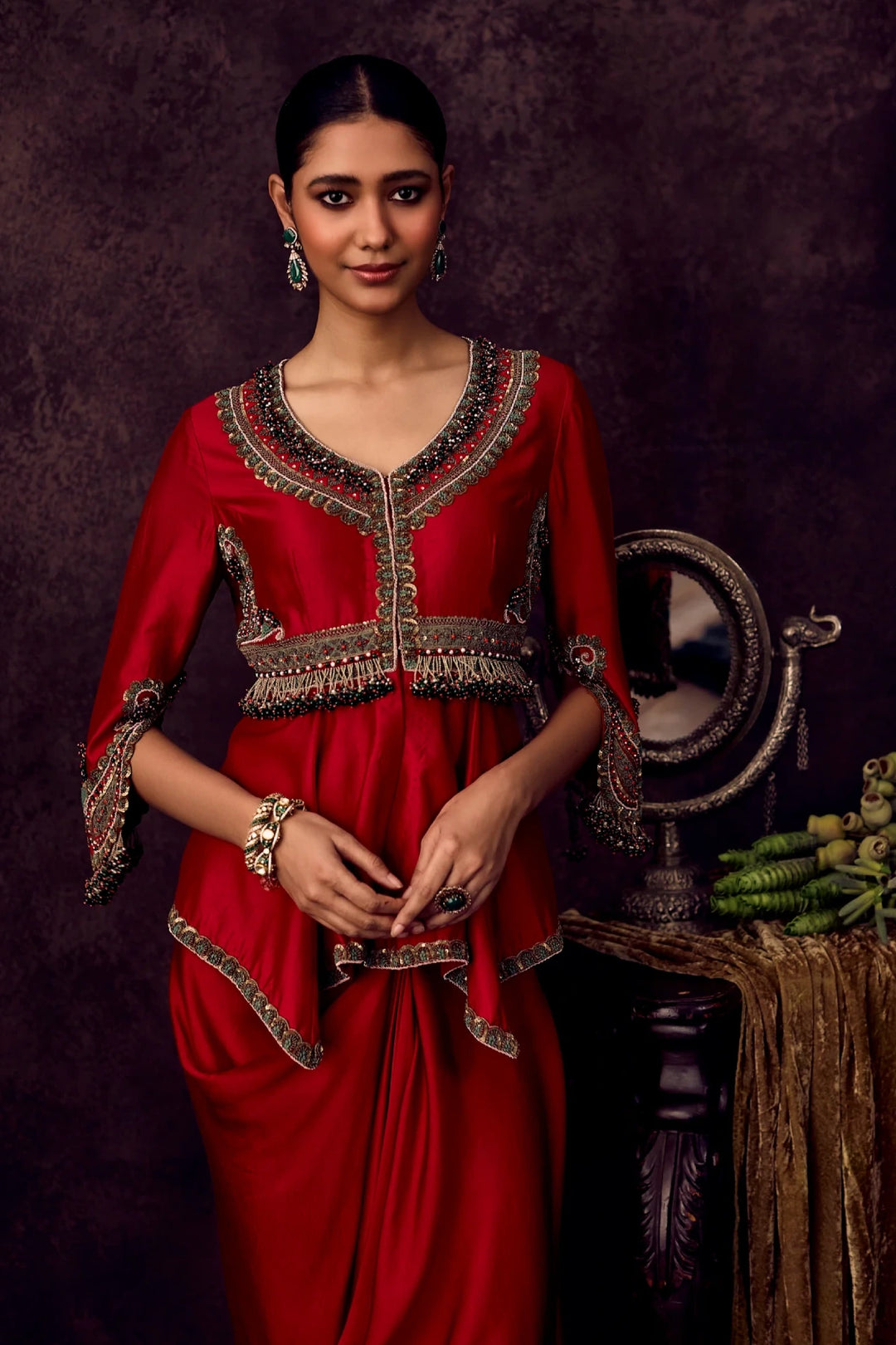 AV Dori Thread Peplum Set