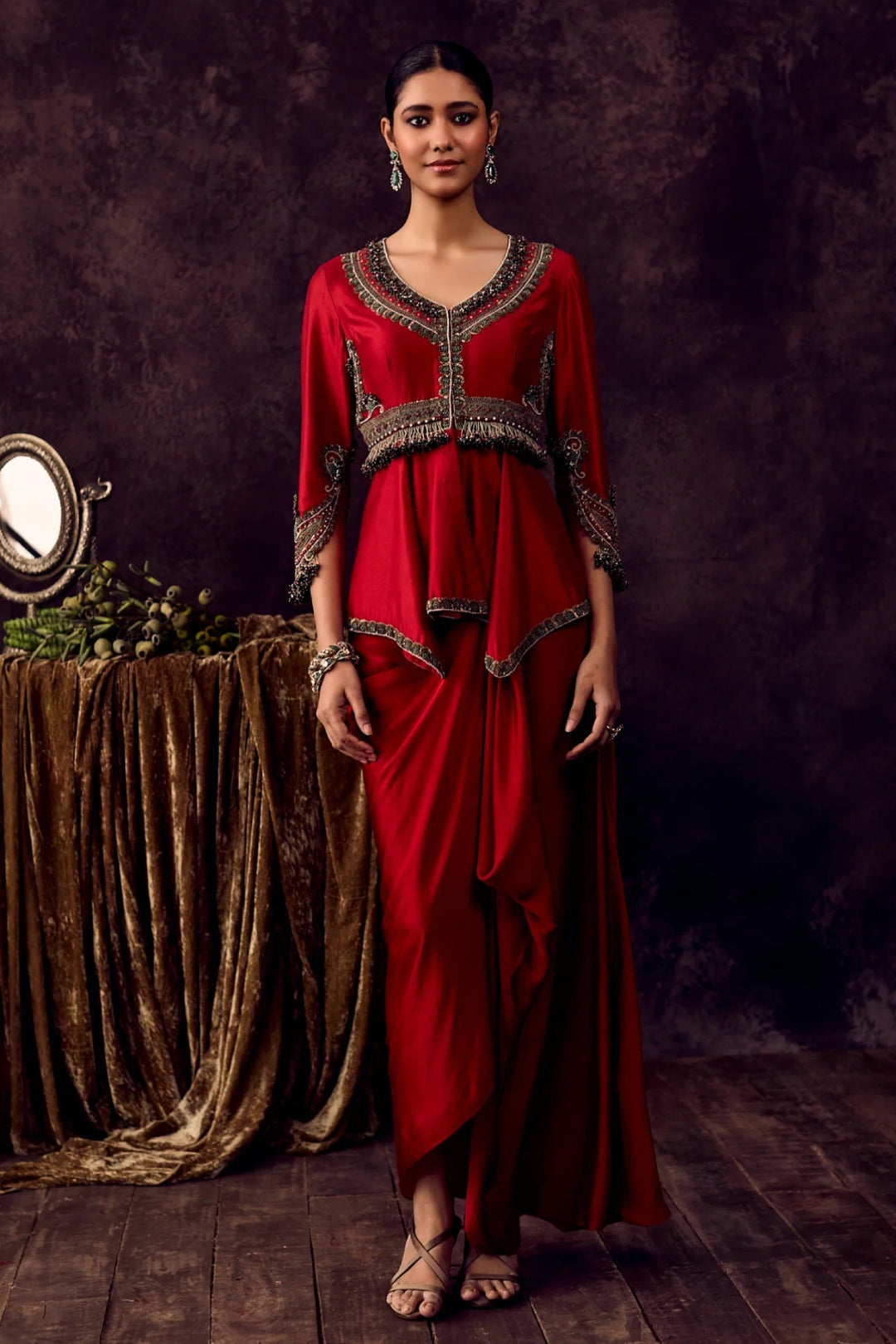 AV Dori Thread Peplum Set