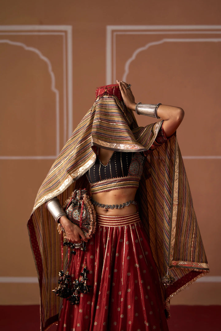 Niviya Dupatta