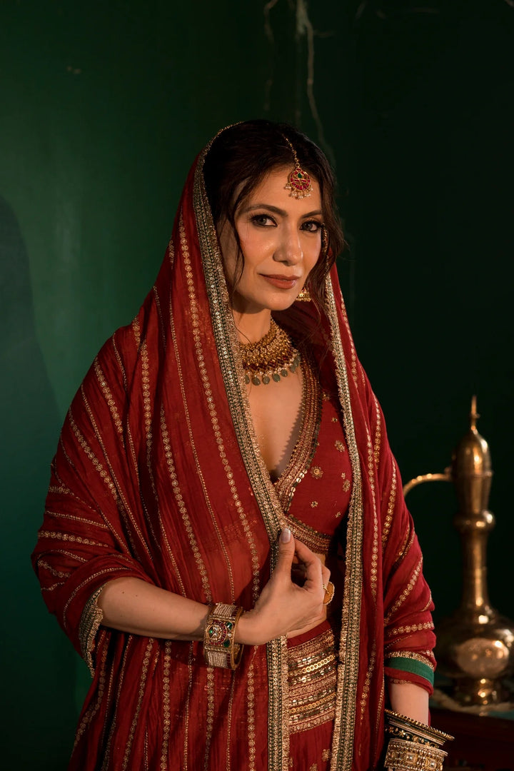 Brick red lehnega set