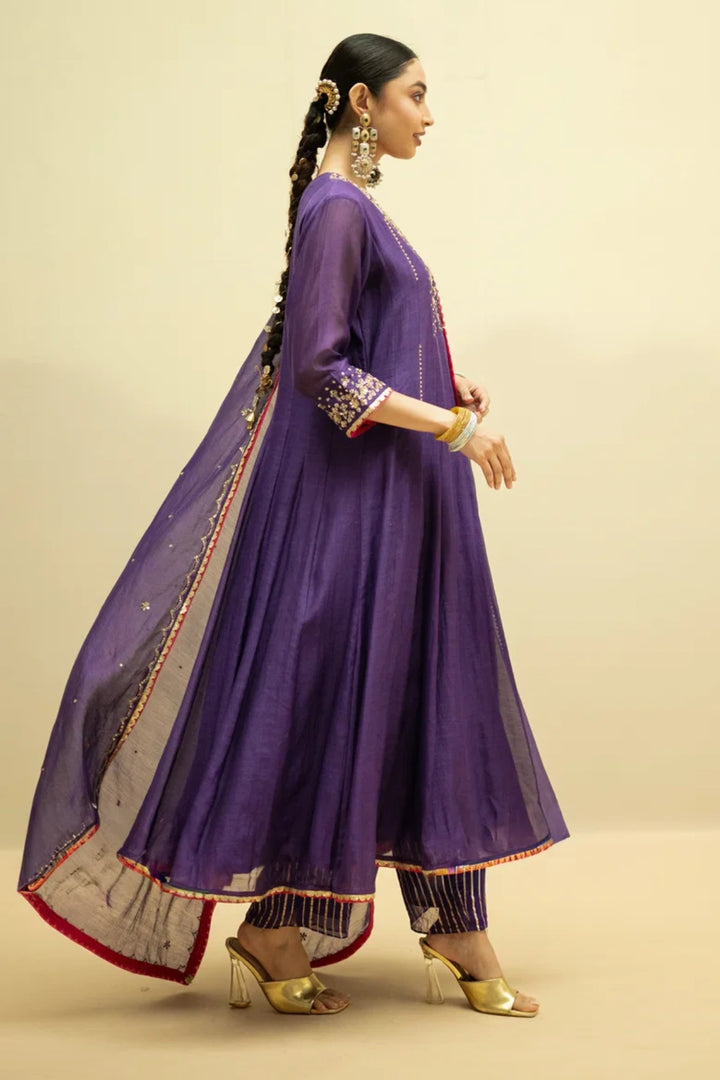 Taarini Mul Chanderi Anarkali Set