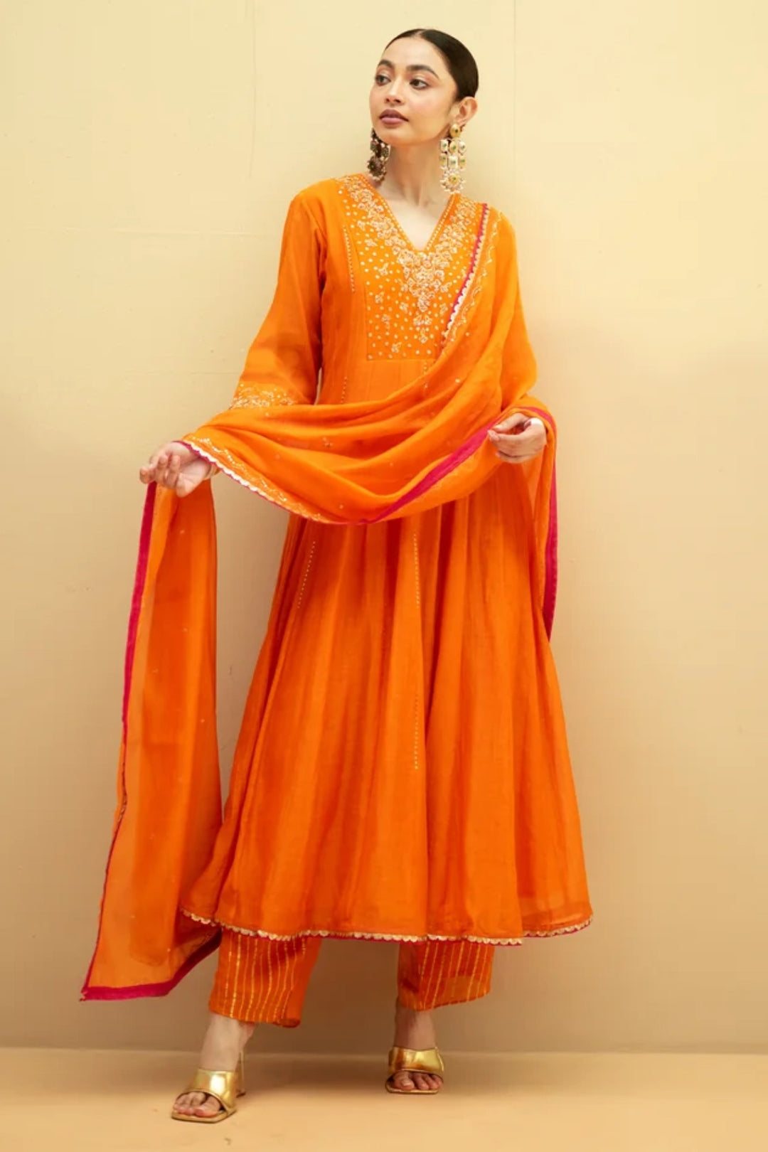 Taarini Mul Chanderi Anarkali Set
