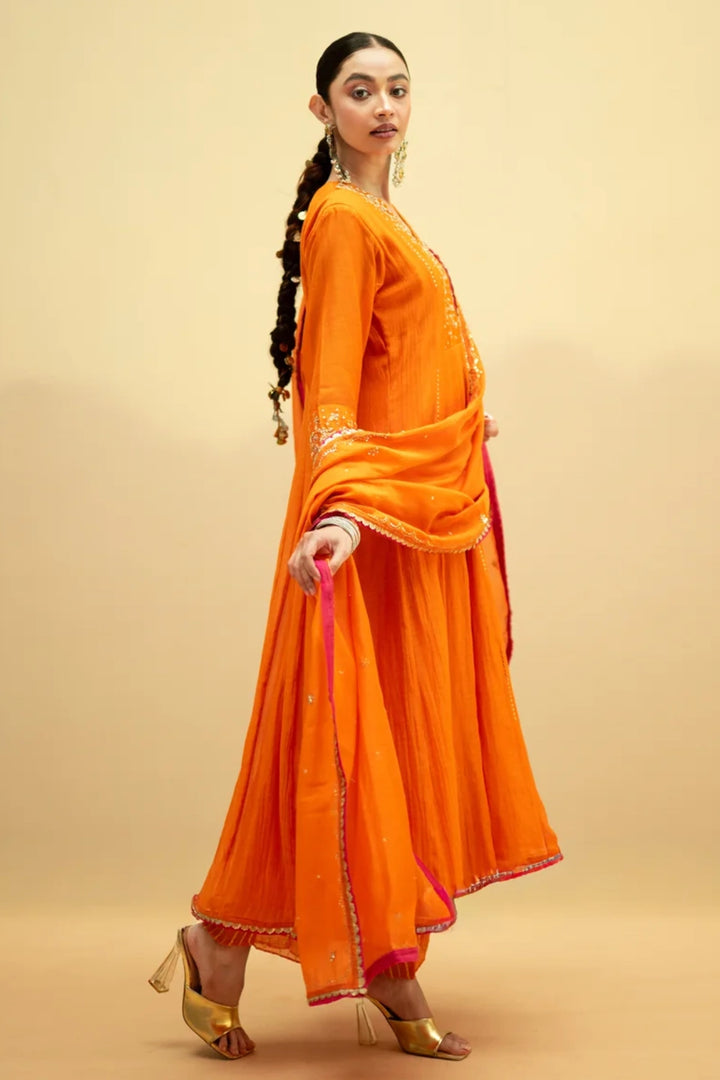 Taarini Mul Chanderi Anarkali Set