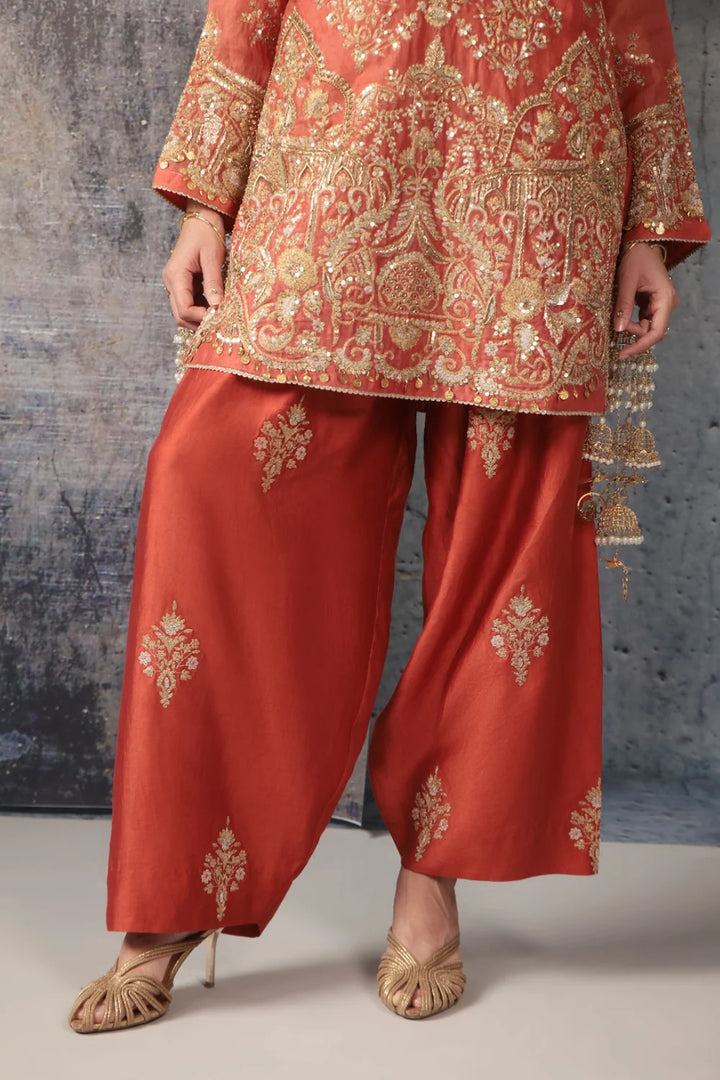 Zar-Rang Orange Jaal Farshi Kurta Set