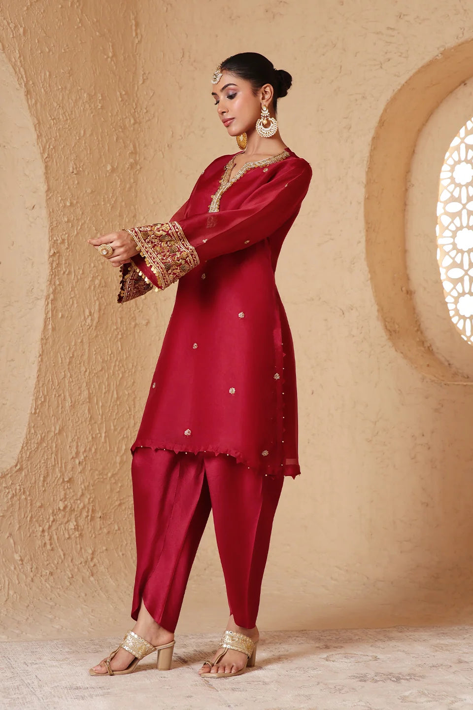Zar-Rang Maroon Short Kurta Set