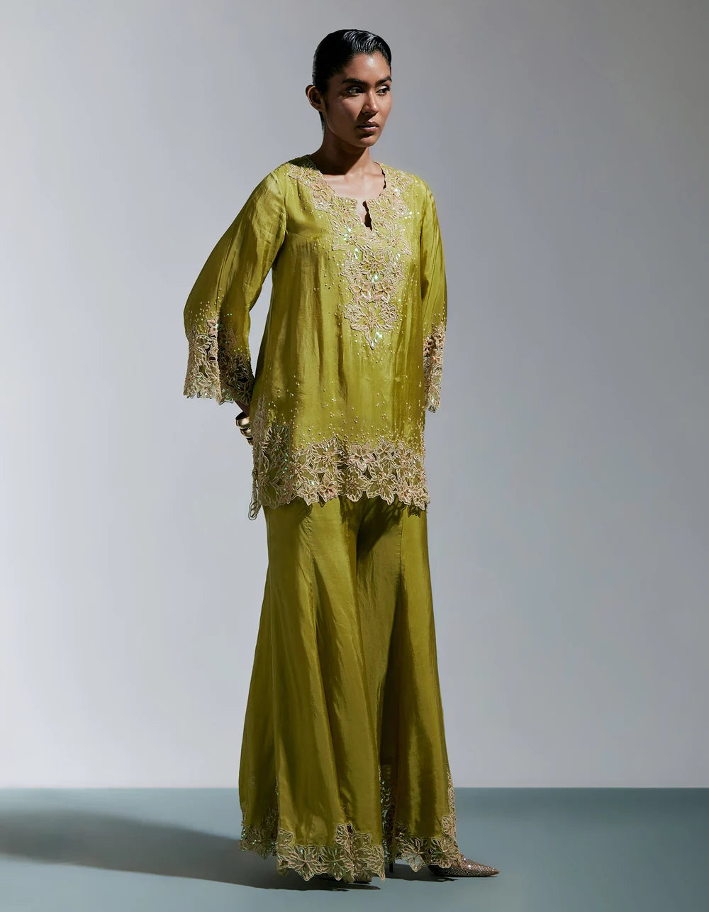 Ont 575 Set Henna