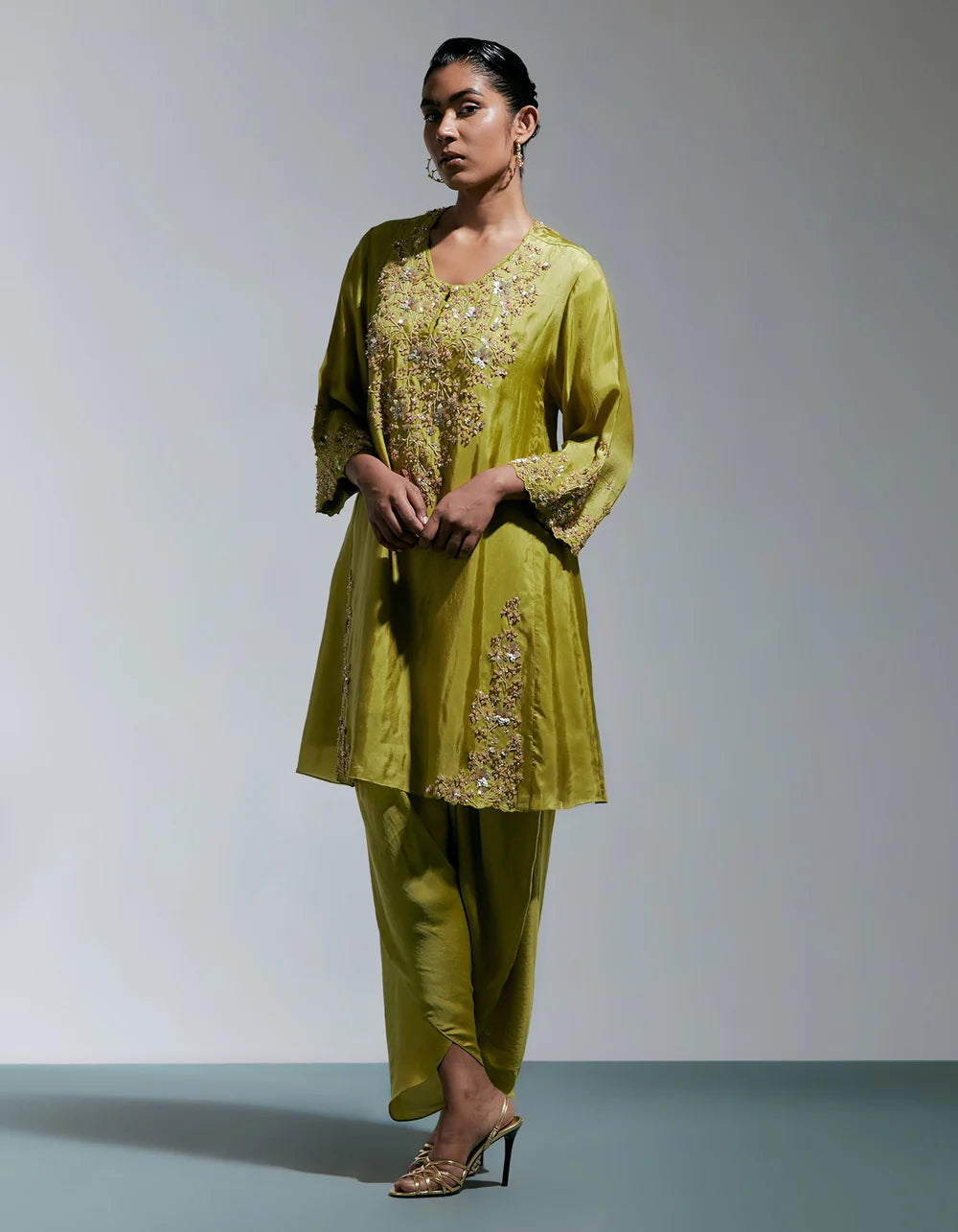 Ont 586 Set Henna