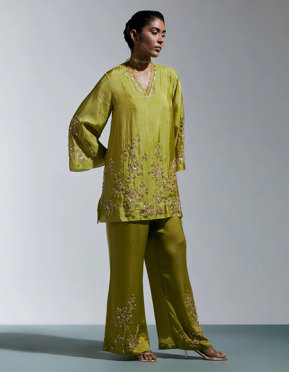 Ont 592 Set Henna