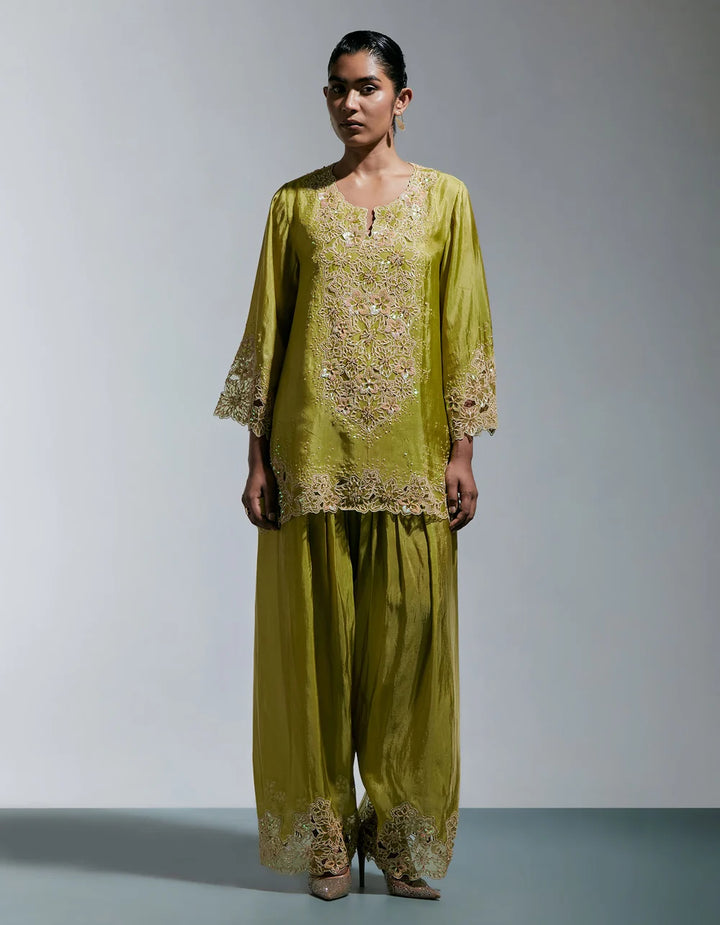 Ont 595 Set Henna