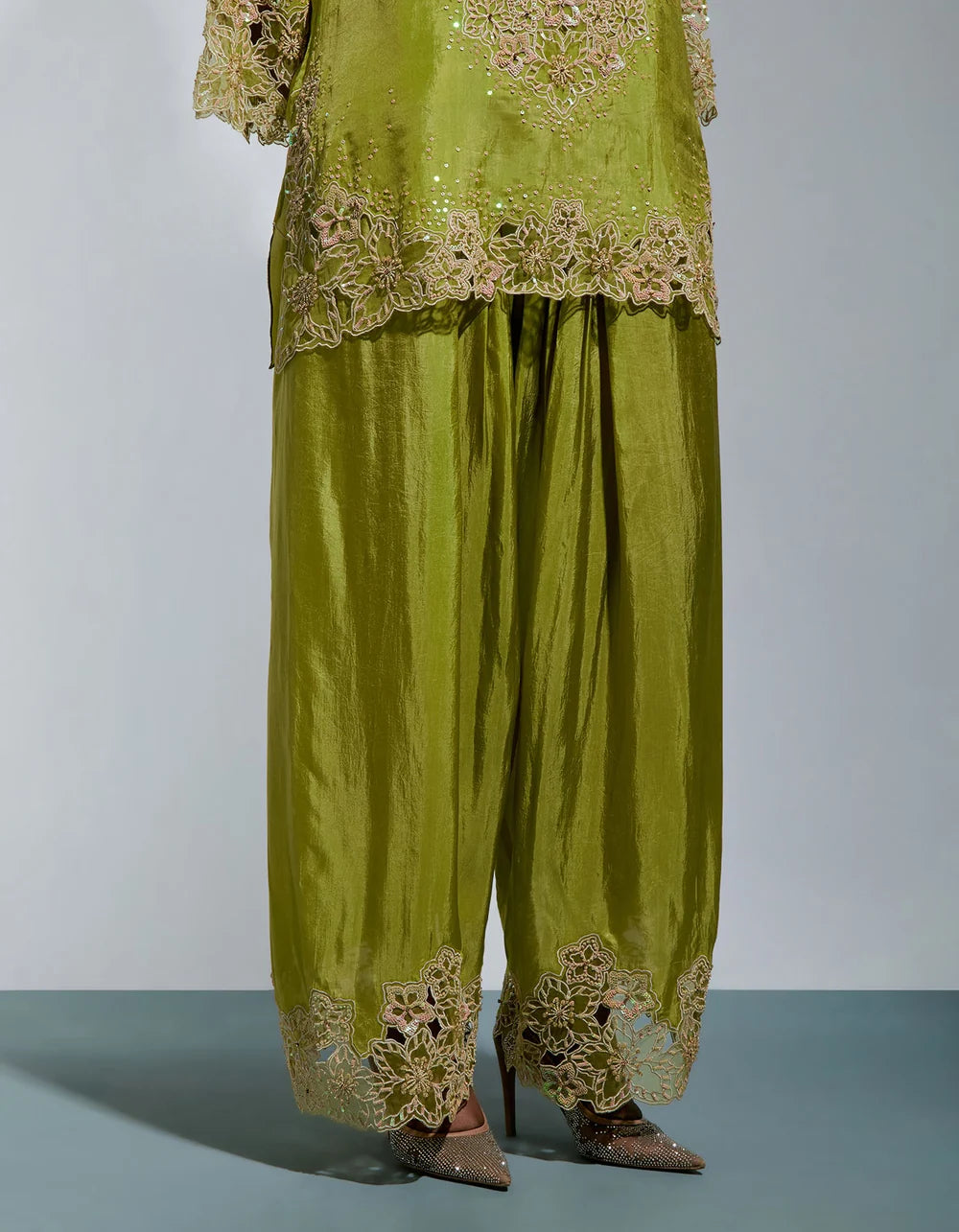 Ont 595 Set Henna