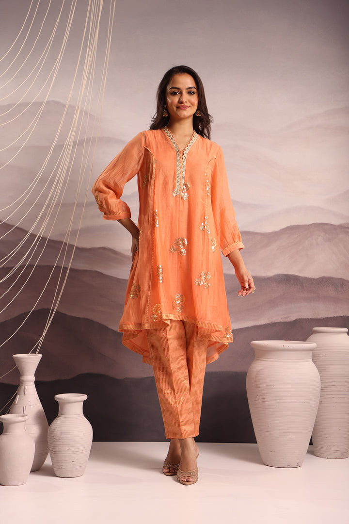 embroidered chanderi high-low kurta set