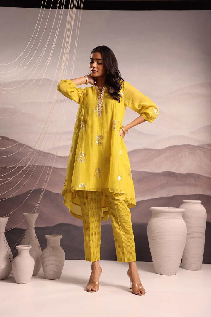 embroidered chanderi high-low kurta set