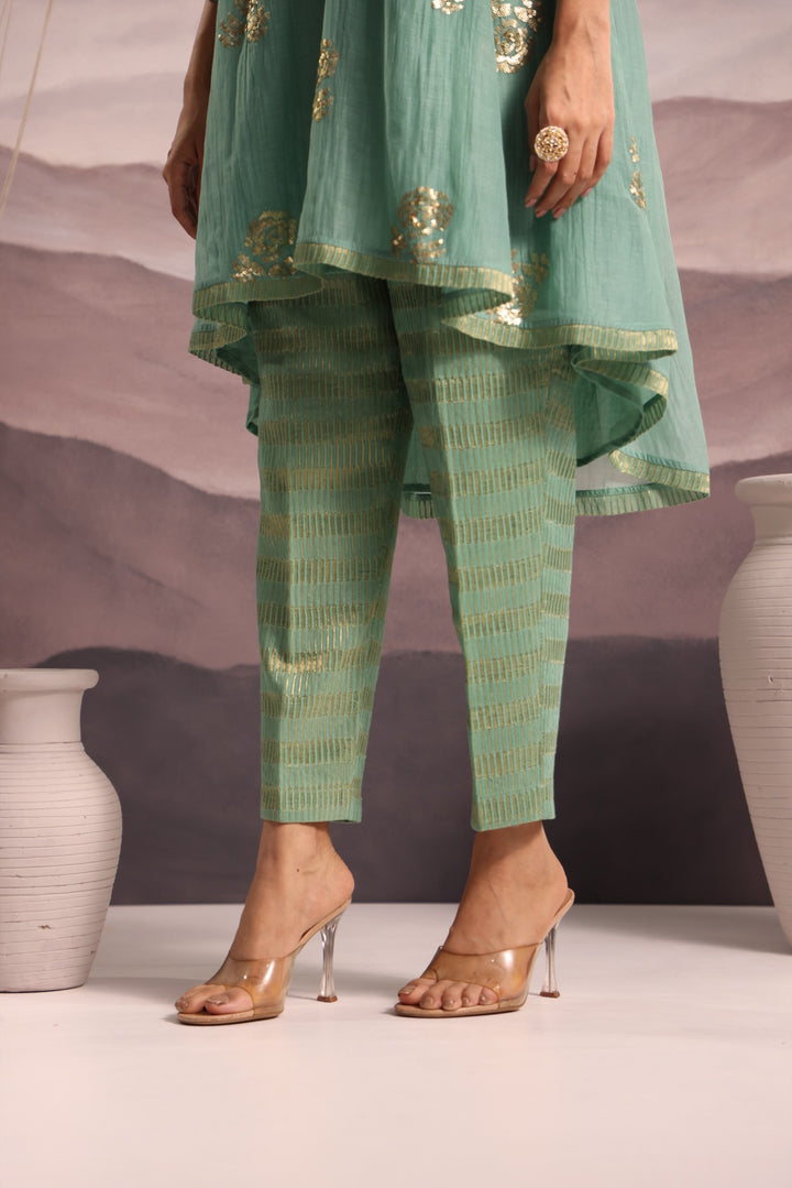 embroidered chanderi high-low kurta set