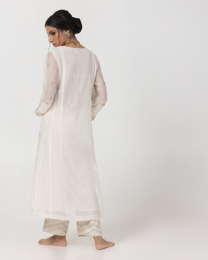 white chanderi mull embroidered kurta with cotton silk bottom and chanderi zari dupatta
