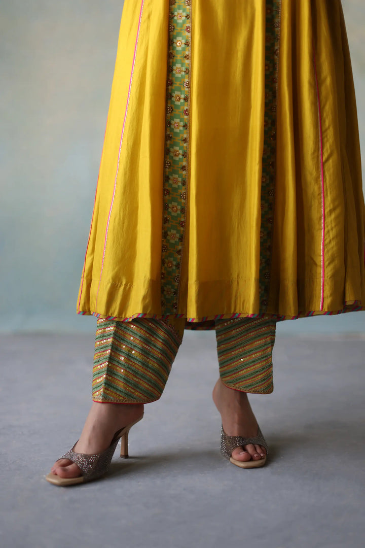 Gul Lime Yellow Side Kali Crepe Kurta Set